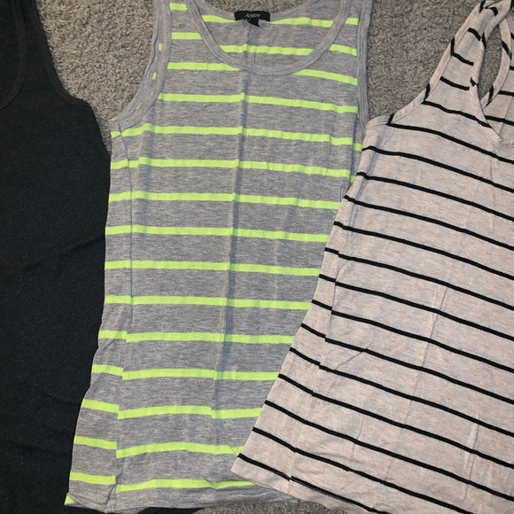 Tank Bundle - Picture 3 of 4